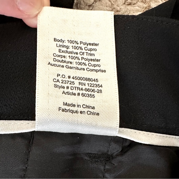 Aritzia Wilfred Tie-Front Pants (cropped) colour black size 2 - Picture 6 of 6